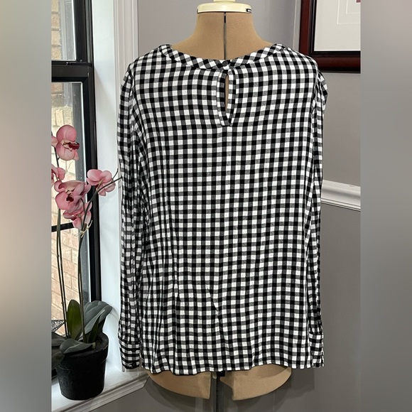 LOFT sz XL Black and White Gingham Blouse - Picture 2 of 5